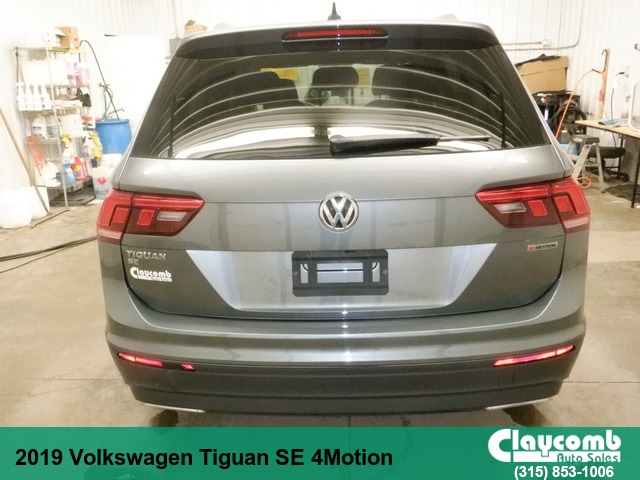 2019 Volkswagen Tiguan SE 4Motion 
