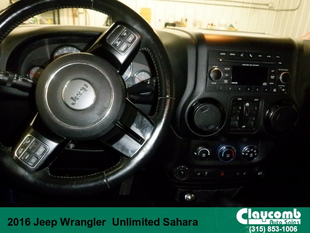 2016 Jeep Wrangler  Unlimited Sahara 