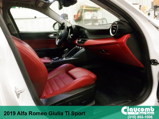 2019 Alfa Romeo Giulia TI Sport